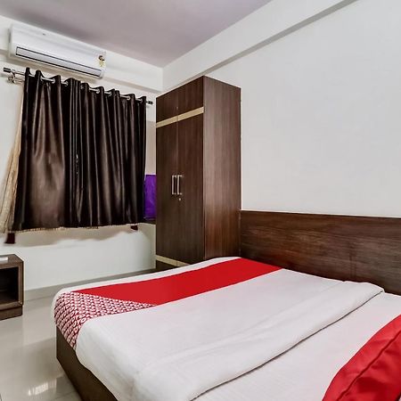 העיר בנגלור Oyo 81895 Nr Homes מראה חיצוני תמונה