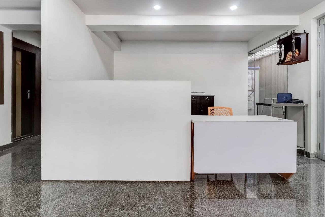 העיר בנגלור Oyo 81895 Nr Homes מראה חיצוני תמונה